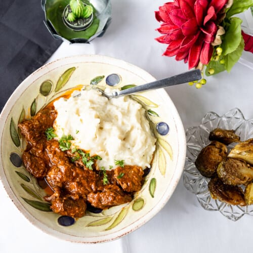 Beef Tips with Gravy with mashed potatoes